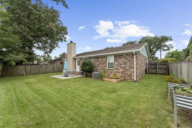 $299,900 | 110 Evergreen Magnolia Avenue, Goose Creek, SC 29445