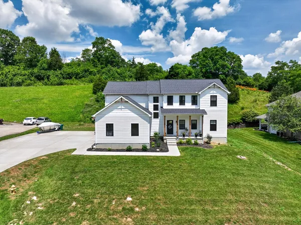 $598,000 | 1064 Springwood Court, Lawrenceburg, IN 47025