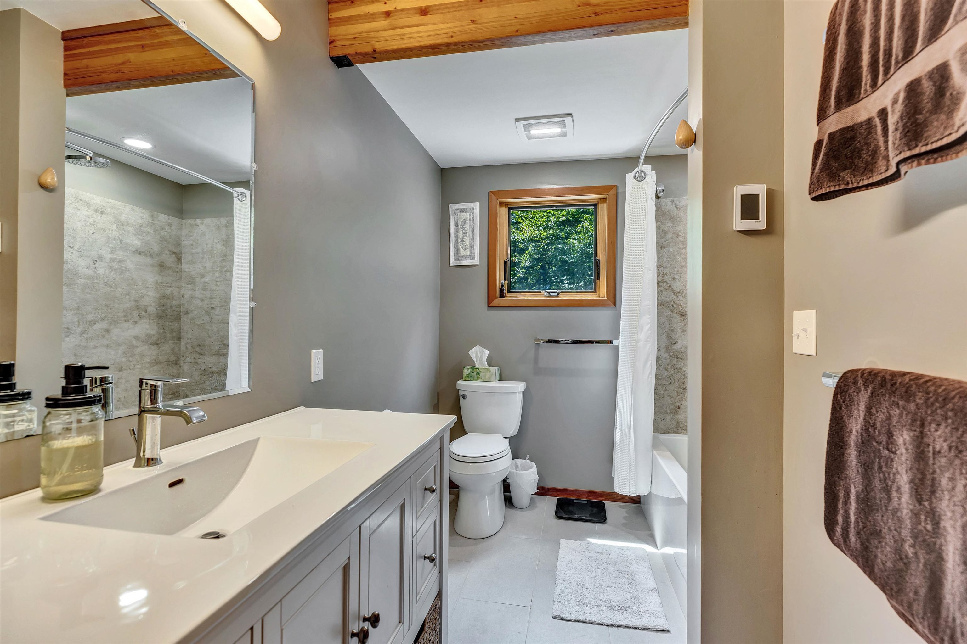 443 Mountain Road Jaffrey, NH 03452 - Photo 12 of 40