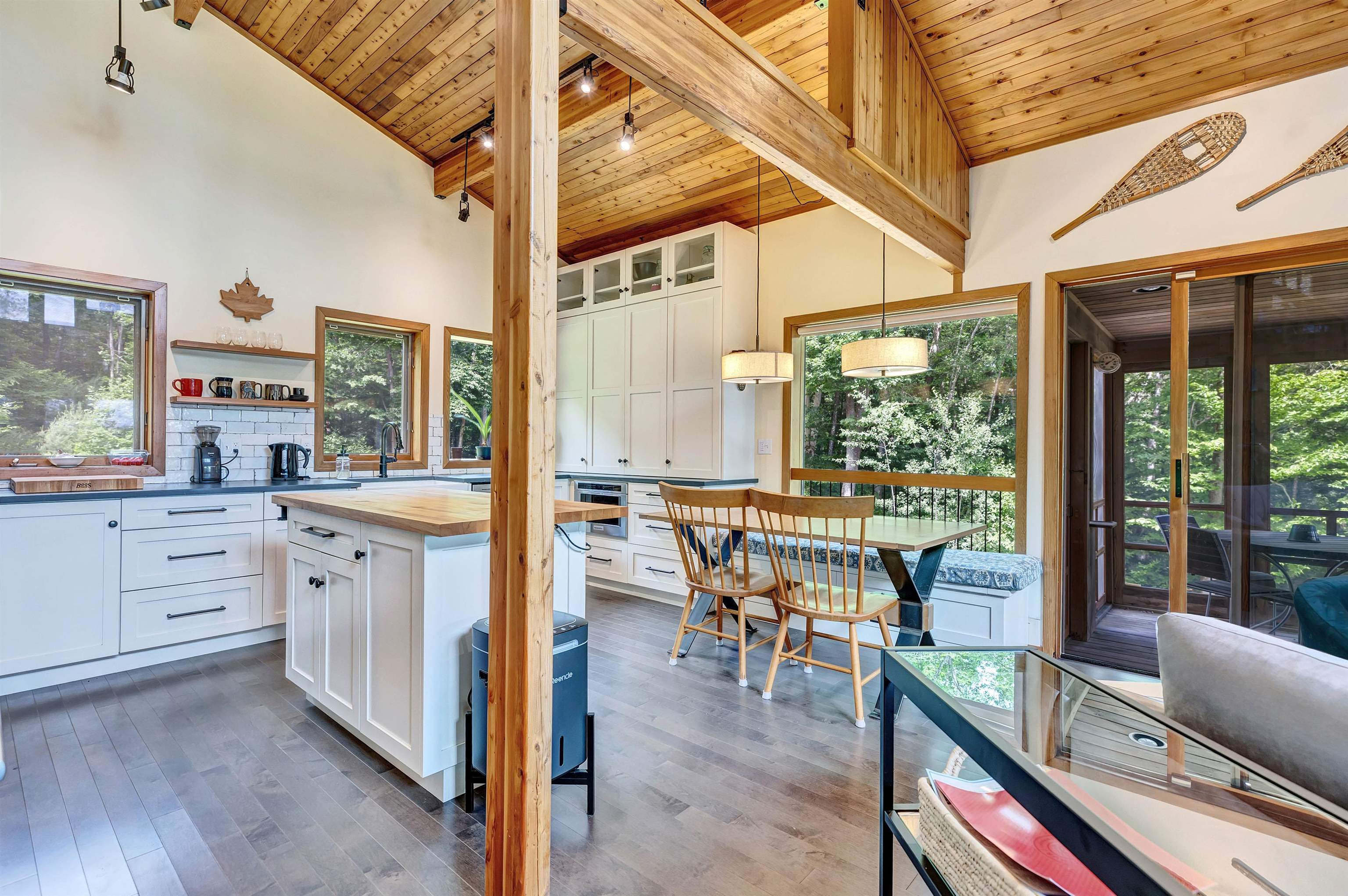 443 Mountain Road Jaffrey, NH 03452 - Photo 3 of 40