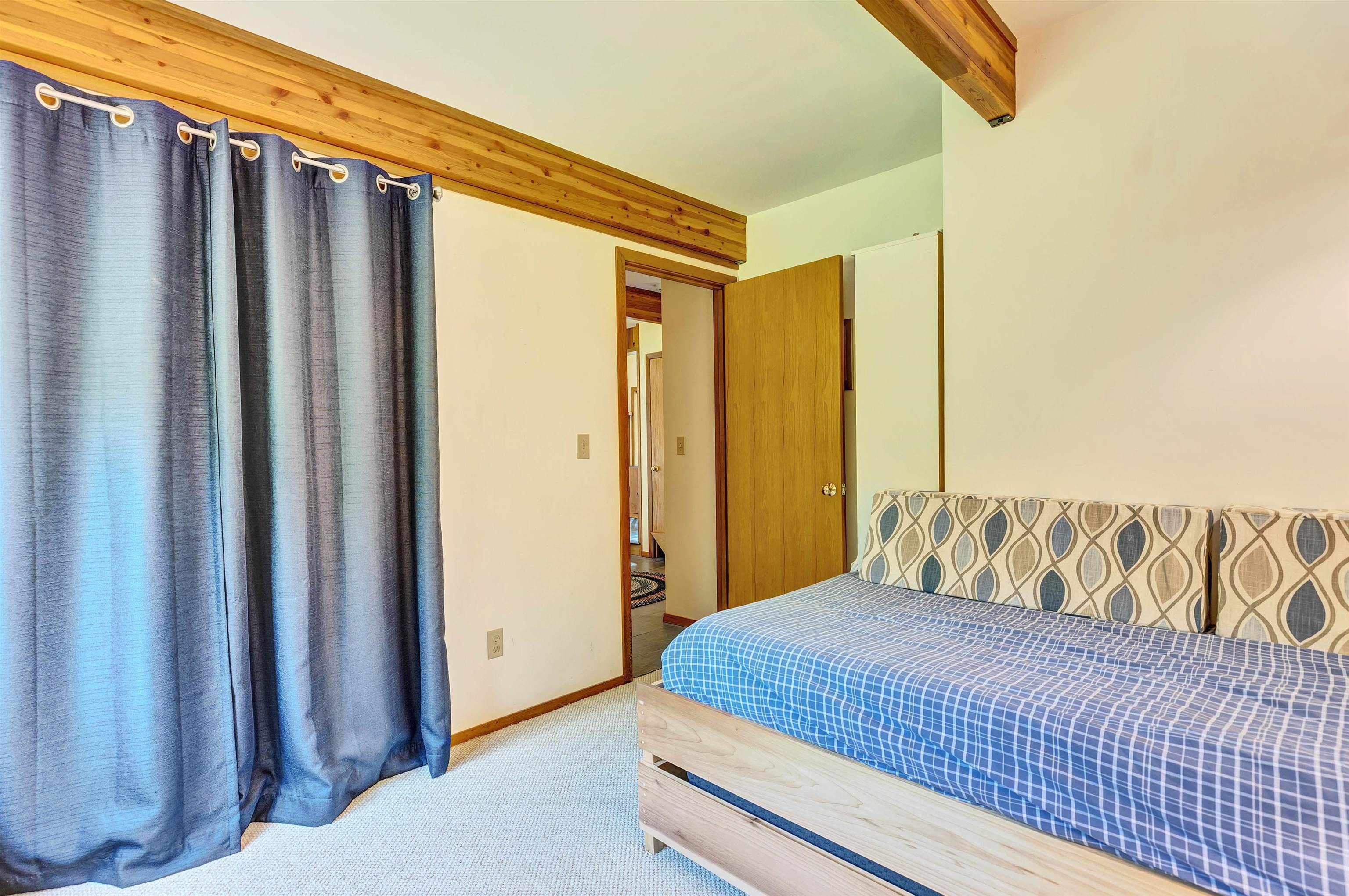 443 Mountain Road Jaffrey, NH 03452 - Photo 10 of 40