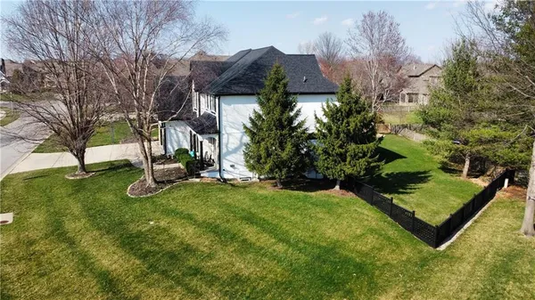 $850,000 | 22218 West 57th Street, Shawnee, KS 66226