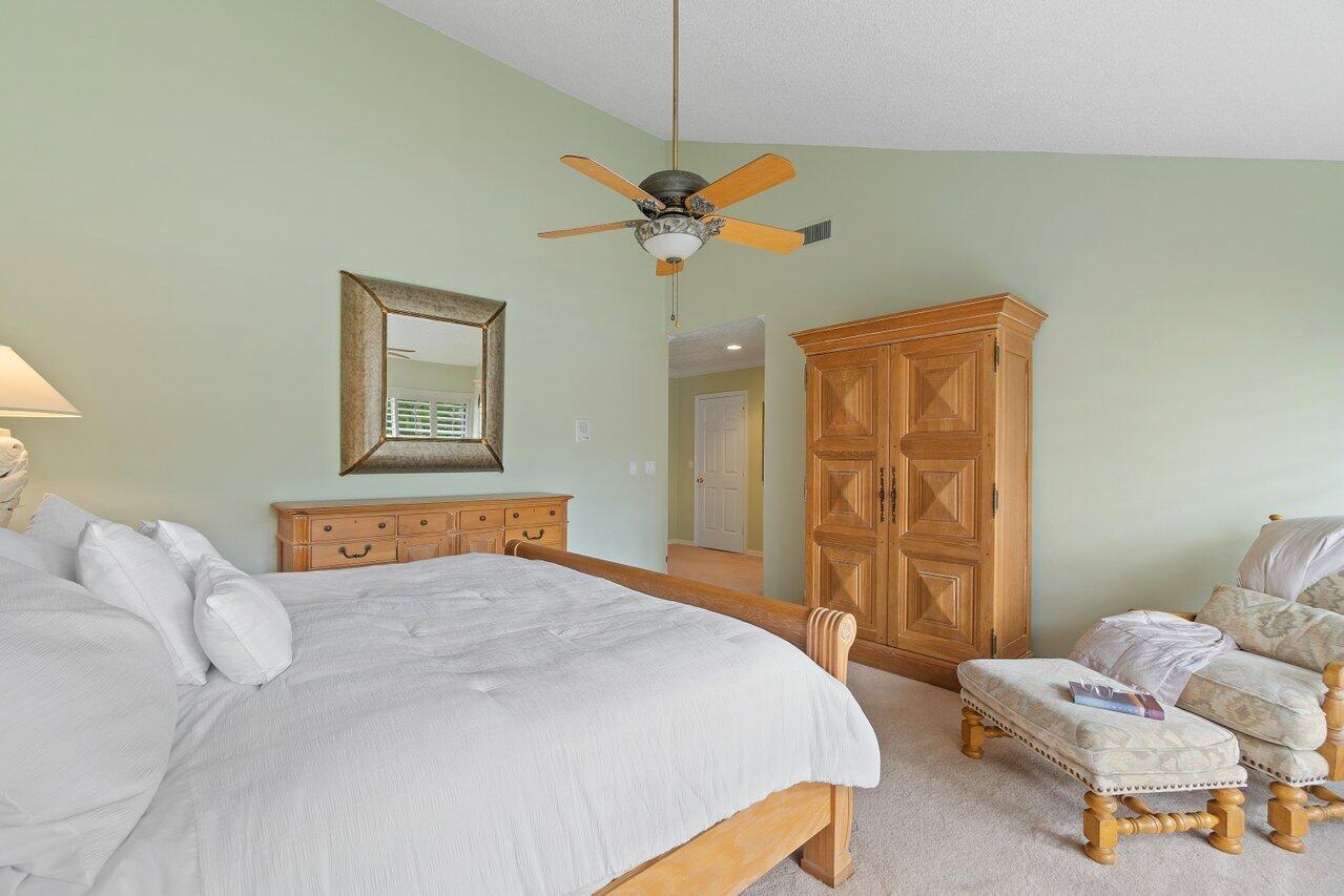 5580 North Ocean Boulevard, Unit 29F Ocean Ridge, FL 33435 - Photo 28 of 62 Primary Suite