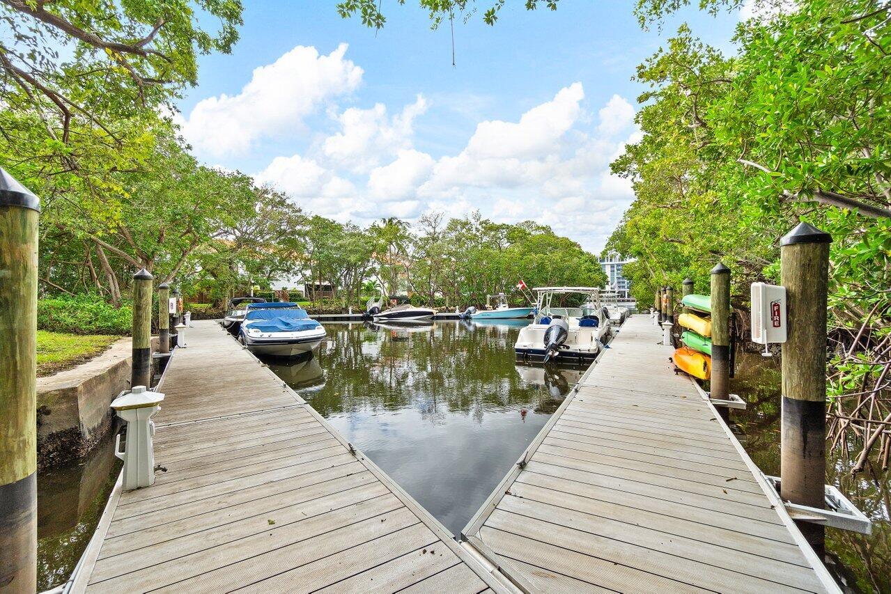 5580 North Ocean Boulevard, Unit 29F Ocean Ridge, FL 33435 - Photo 3 of 62 Lagoon Dockage