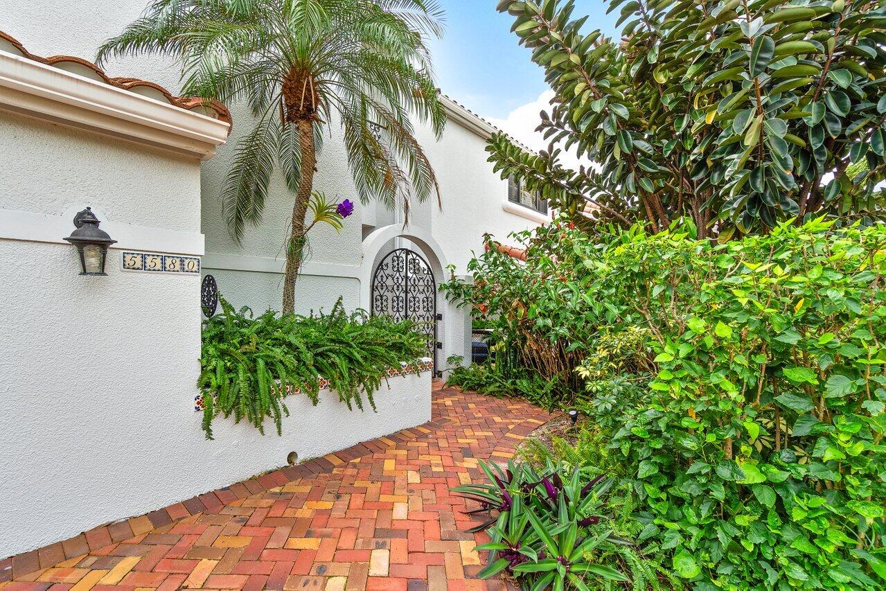 5580 North Ocean Boulevard, Unit 29F Ocean Ridge, FL 33435 - Photo 8 of 62 Private Courtyard Entrance