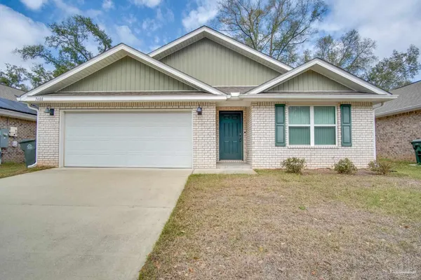 $2,050 | 7408 Oak Lake Boulevard, Pensacola, FL 32526