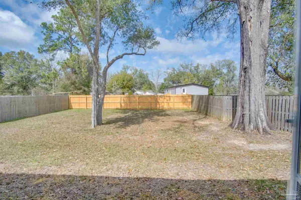 $2,050 | 7408 Oak Lake Boulevard, Pensacola, FL 32526