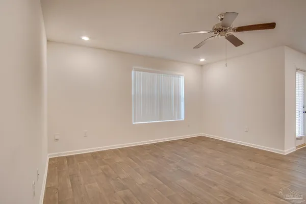 $2,050 | 7408 Oak Lake Boulevard, Pensacola, FL 32526