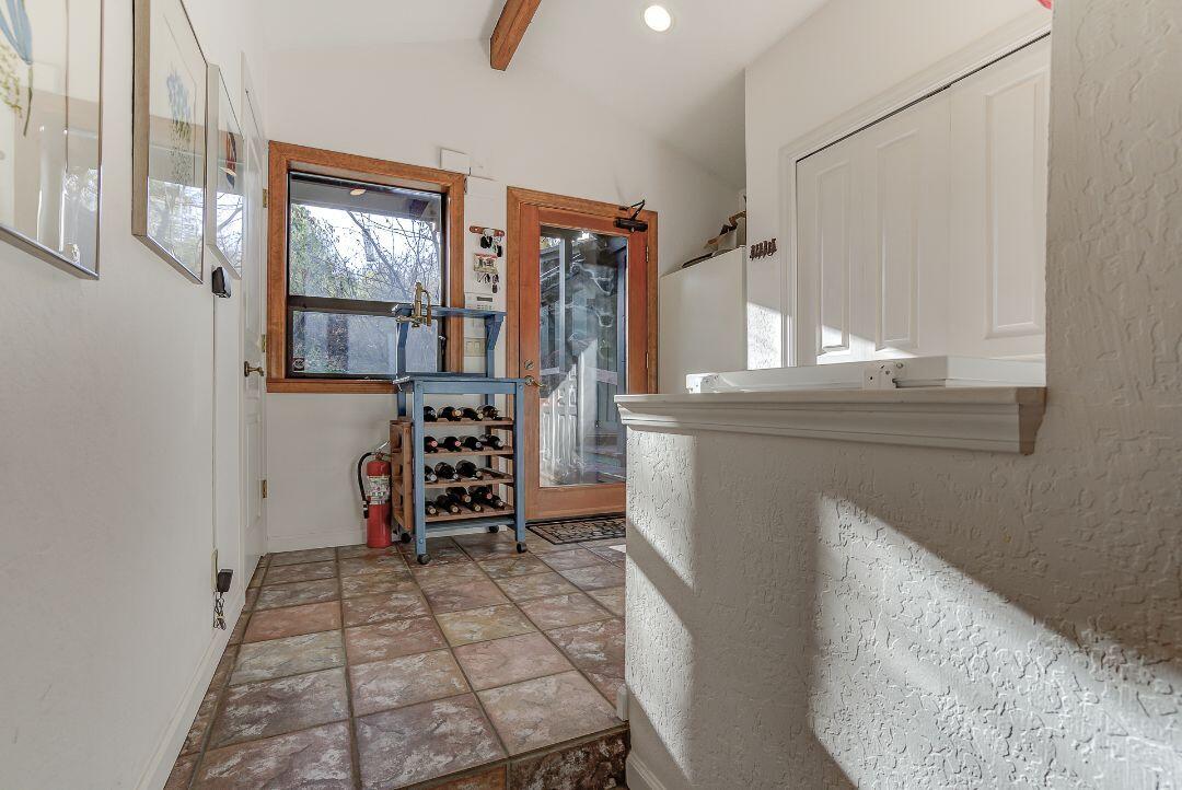 29571 Whitmore Road Whitmore, CA 96096 - Photo 34 of 116 Mud Room