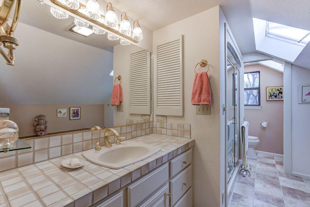 29571 Whitmore Road Whitmore, CA 96096 - Photo 55 of 116 Primary bath