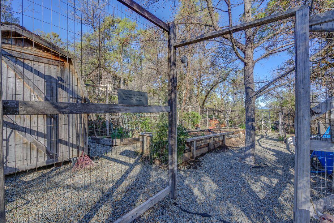 29571 Whitmore Road Whitmore, CA 96096 - Photo 87 of 116 Garden Shed