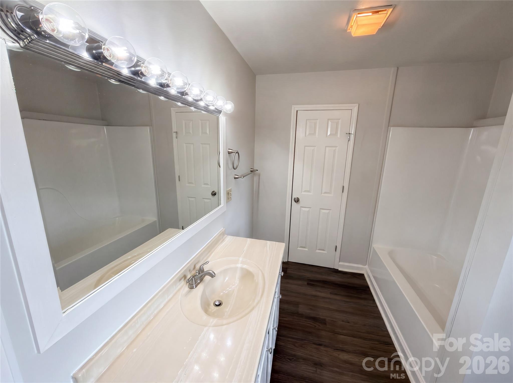 565 Rutledge Drive Catawba, SC 29704 - Photo 13 of 18