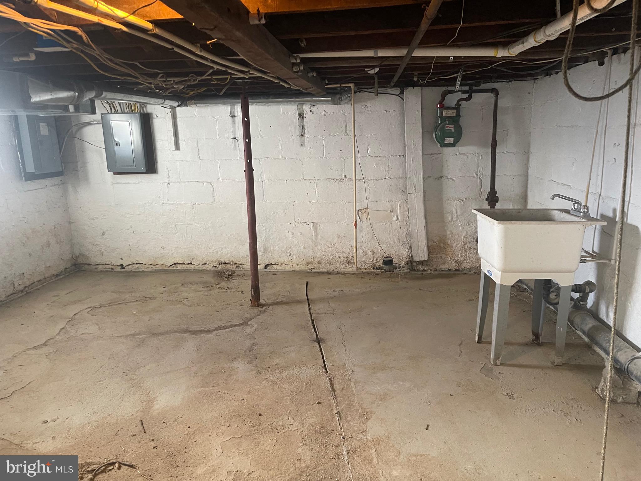 323 High Street Westville, NJ 08093 - Photo 29 of 33 a view of a room with table and chairs