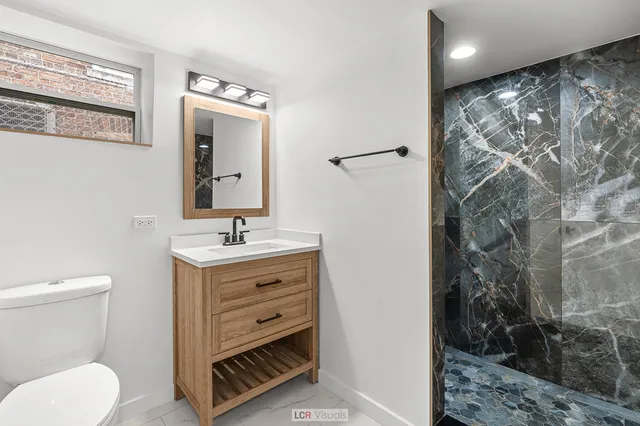 $379,000 | 11055 South Ave C, Chicago, IL 60617