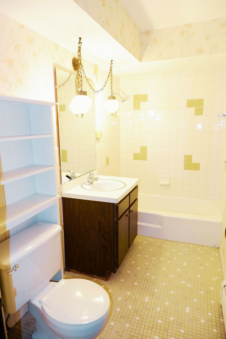9832 Nottingham Avenue, Unit 10 Chicago Ridge, IL 60415 - Photo 6 of 14 Gallery Image 6
