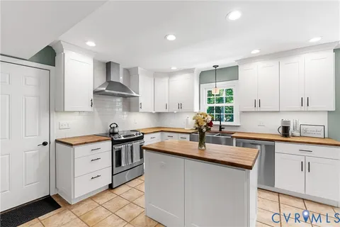$550,000 | 14909 Gates Mill Road, Midlothian, VA 23112