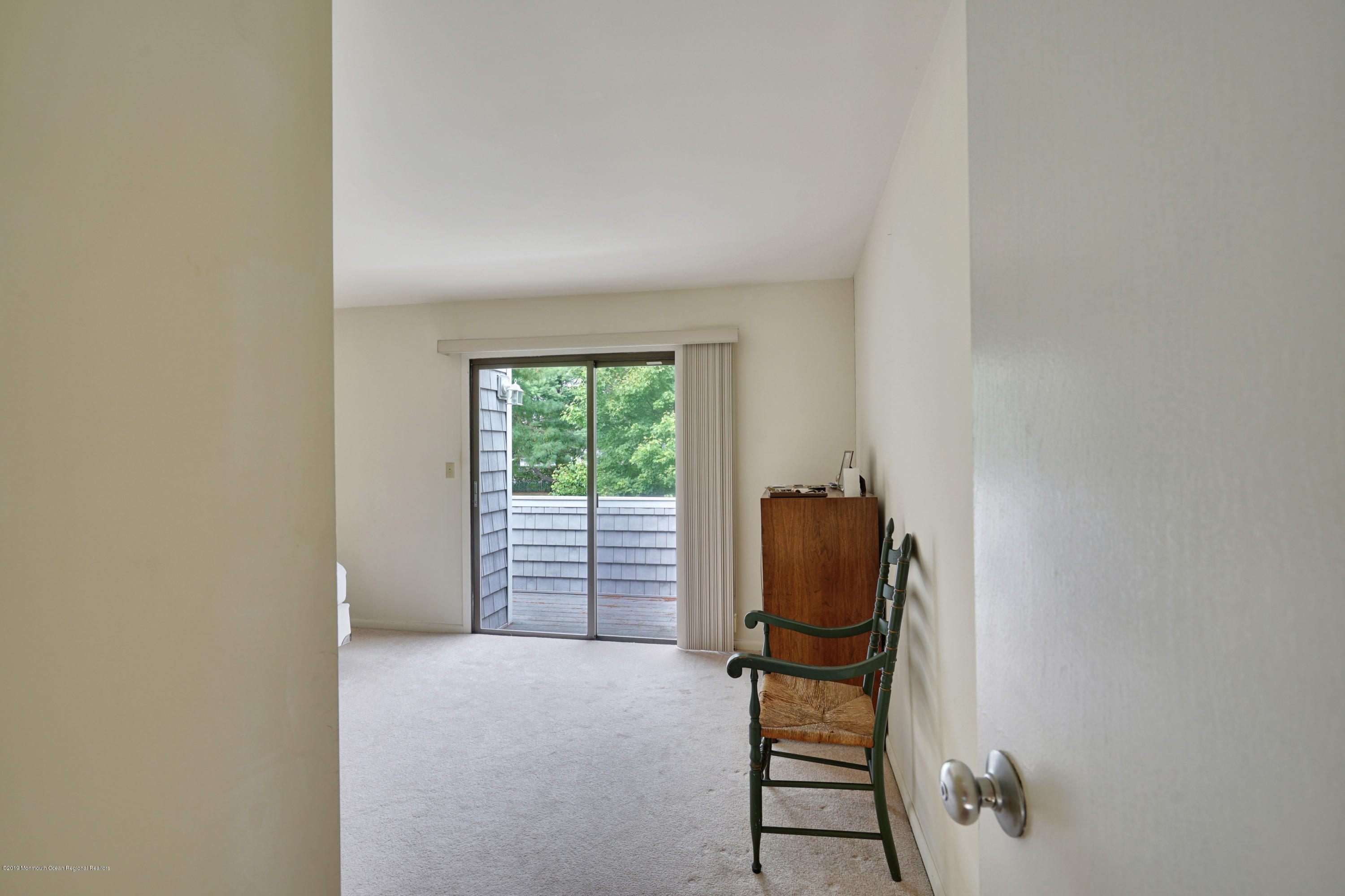 39 Locust Way Spring Lake Heights, NJ 07762 - Photo 7 of 13 034_dsc05665-dsc05669
