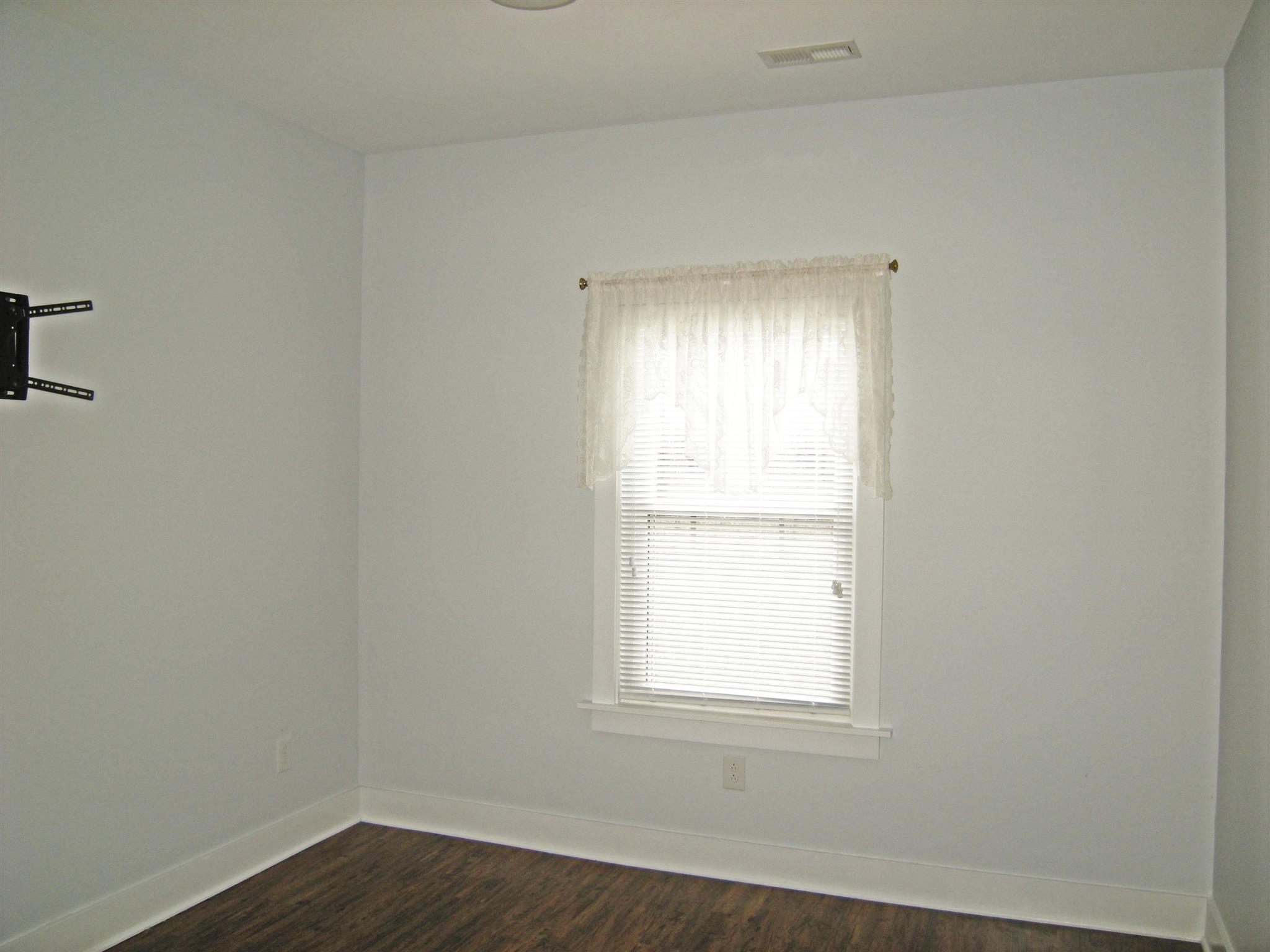 2798 Eugene Reed Road Woodbury, TN 37190 - Photo 15 of 25 Bedroom 3.