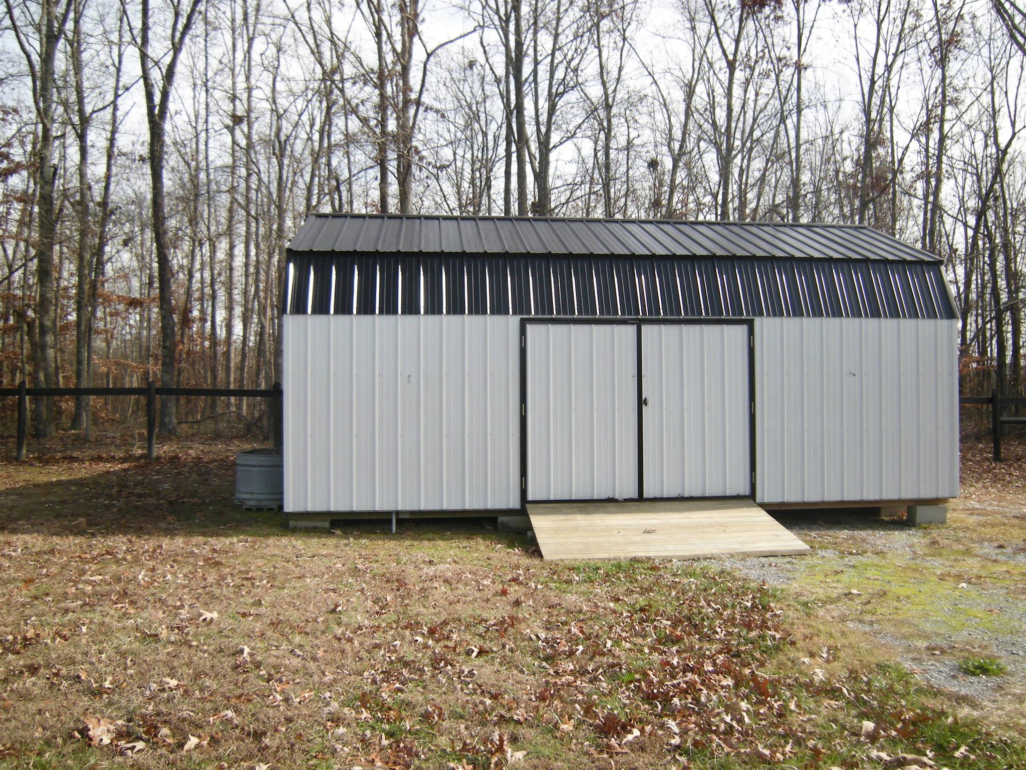 2798 Eugene Reed Road Woodbury, TN 37190 - Photo 21 of 25 24x14 building with lean-to on back.
