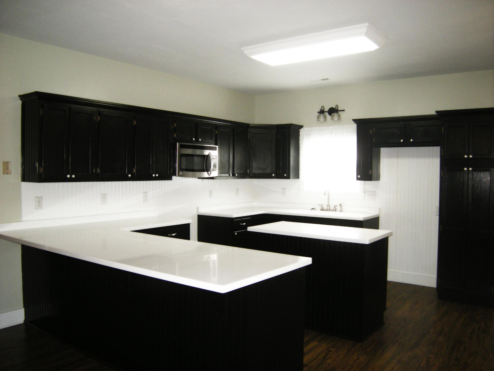 2798 Eugene Reed Road Woodbury, TN 37190 - Photo 7 of 25 Kitchen has lots of cabinets & counter space.
