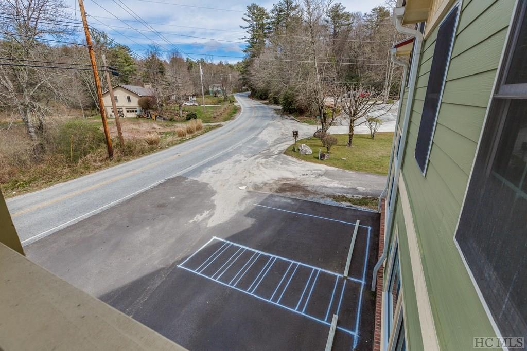 782 Dillard Road Highlands, NC 28741 - Photo 8 of 42 Gallery Image 8