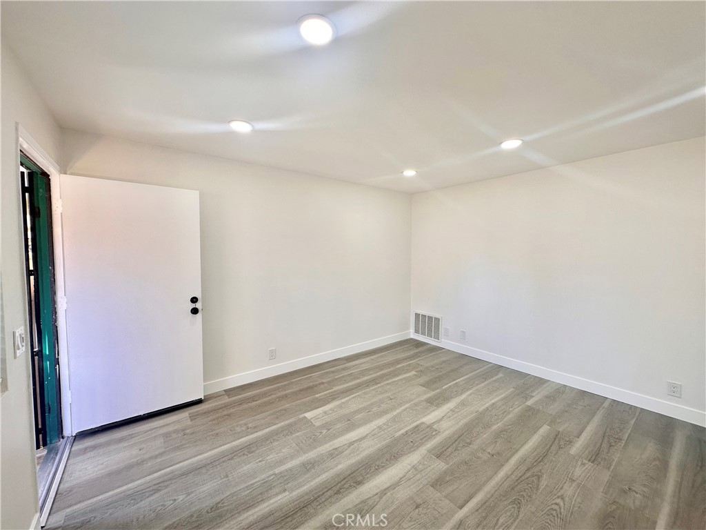 674 Bridgeport Circle Fullerton, CA 92833 - Photo 3 of 22