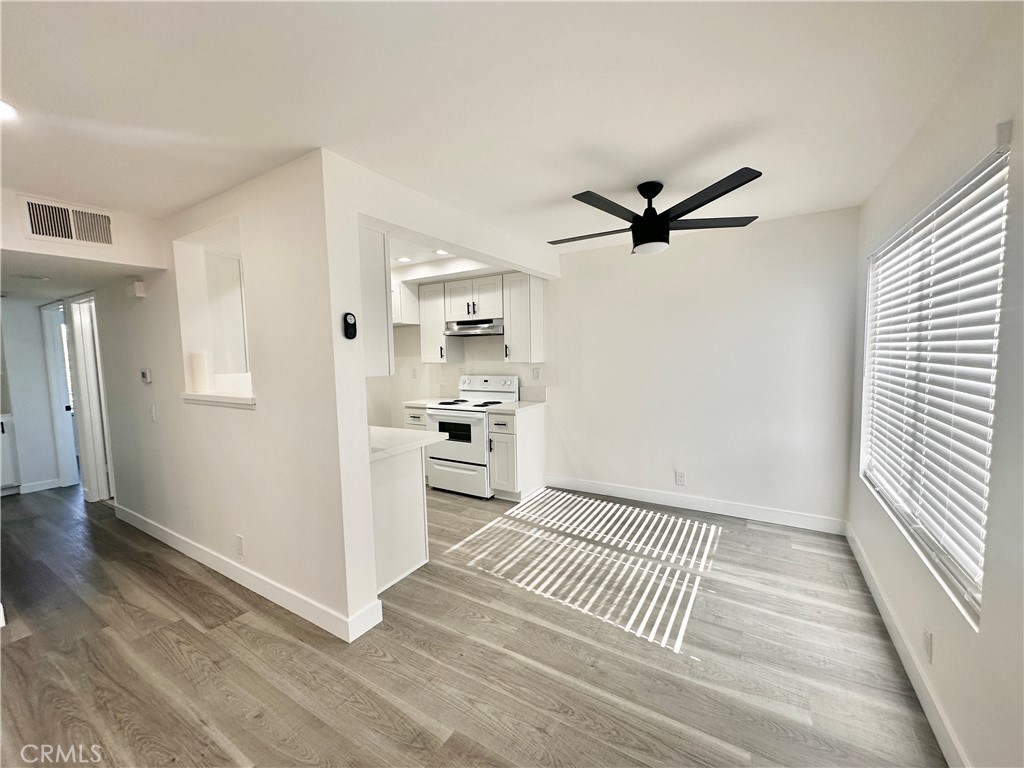 674 Bridgeport Circle Fullerton, CA 92833 - Photo 4 of 20