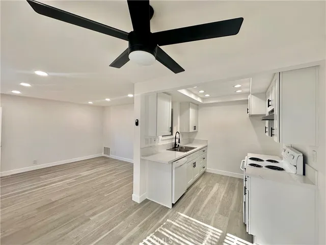 $525,000 | 674 Bridgeport Circle, Fullerton, CA 92833