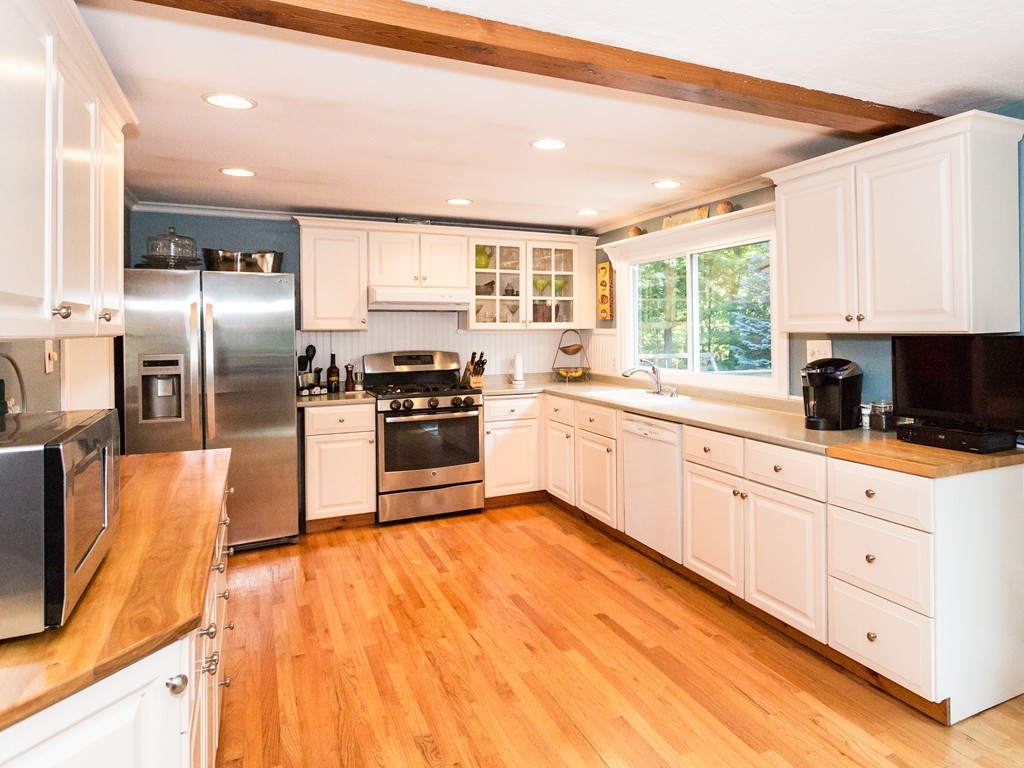 21 Charina Road Northborough, MA 01532 - Photo 7 of 30 Gallery Image 7