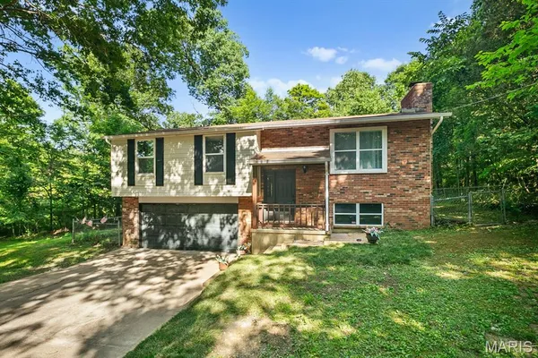 $339,000 | 3310 Lynch Road, Pacific, MO 63069