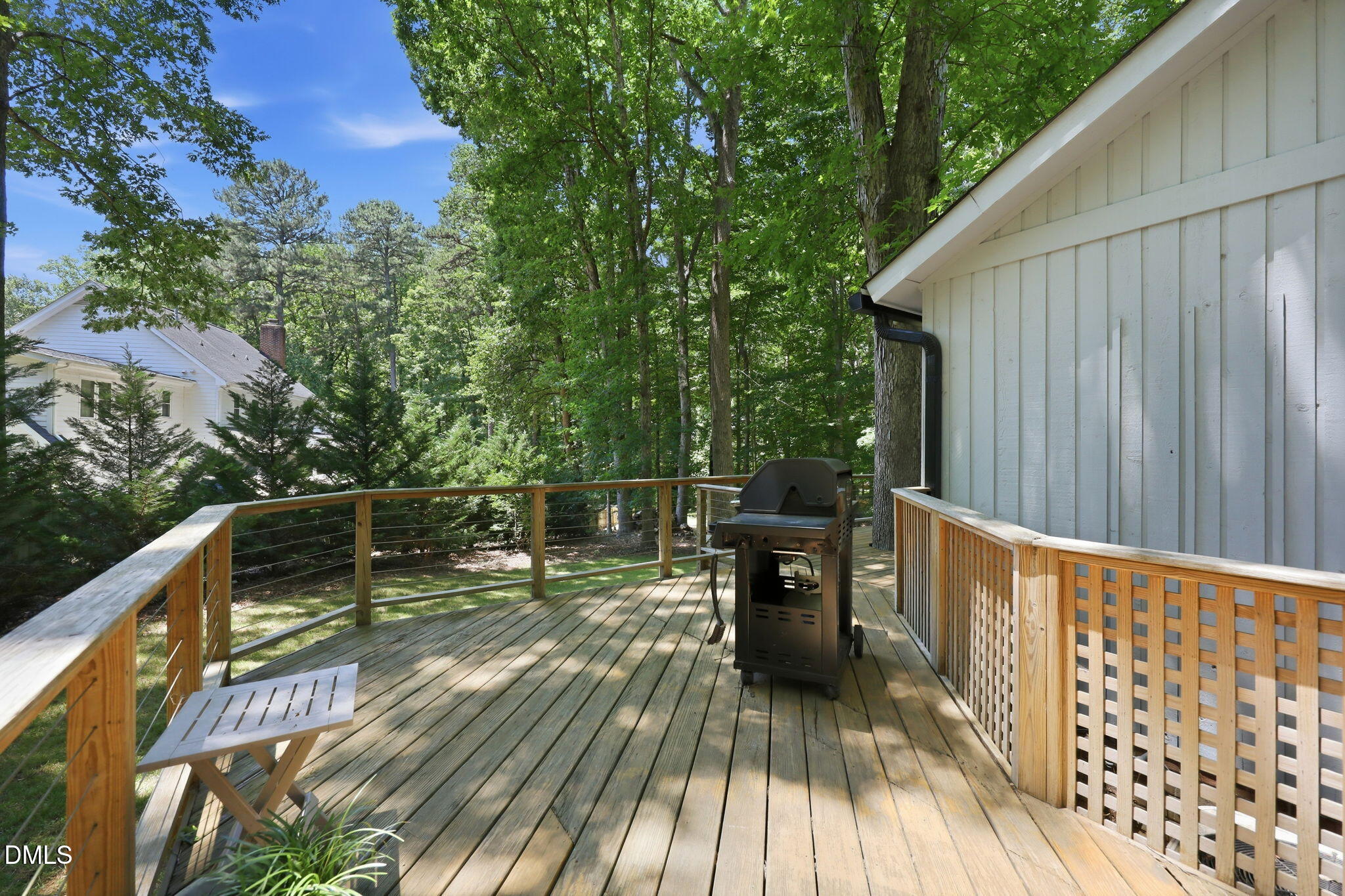 6101 Dresden Lane Raleigh, NC 27612 - Photo 30 of 41