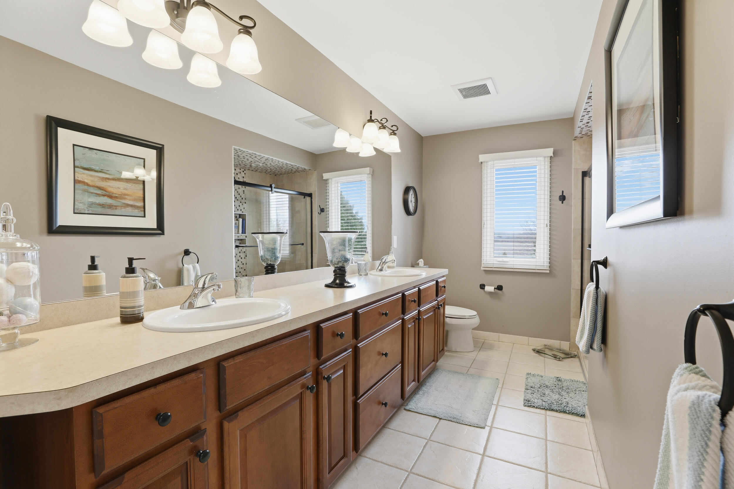 48240 Gladstone Road Canton, MI 48188 - Photo 46 of 59 48240 gladstone rd-66
