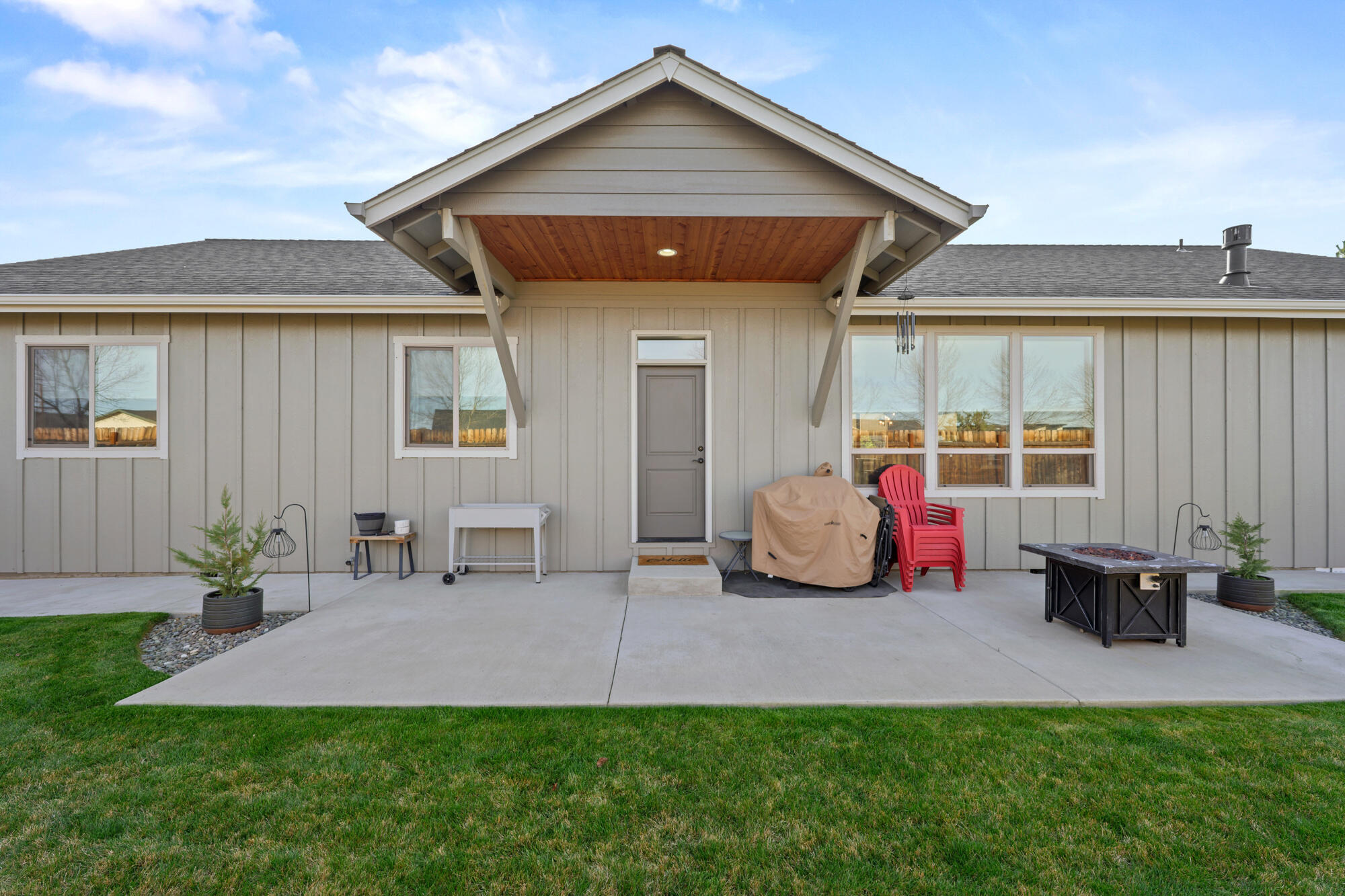 220 Northwest 28th Street Redmond, OR 97756 - Photo 21 of 30