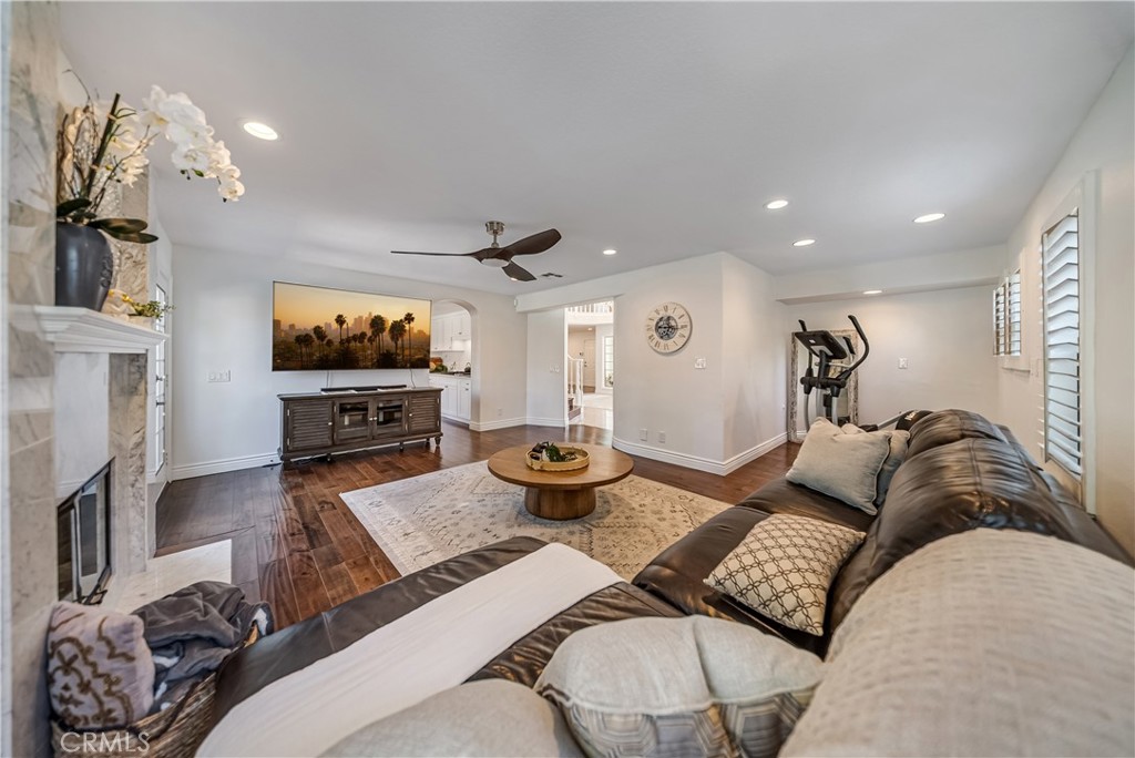 18741 Hillsboro Road Porter Ranch, CA 91326 - Photo 14 of 54