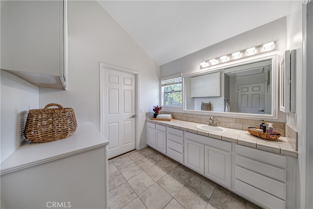 18741 Hillsboro Road Porter Ranch, CA 91326 - Photo 33 of 54