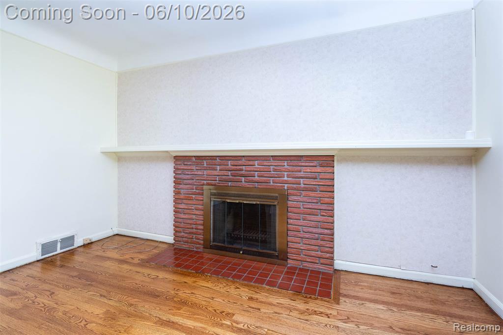 14869 Champaign Road Allen Park, MI 48101 - Photo 7 of 34