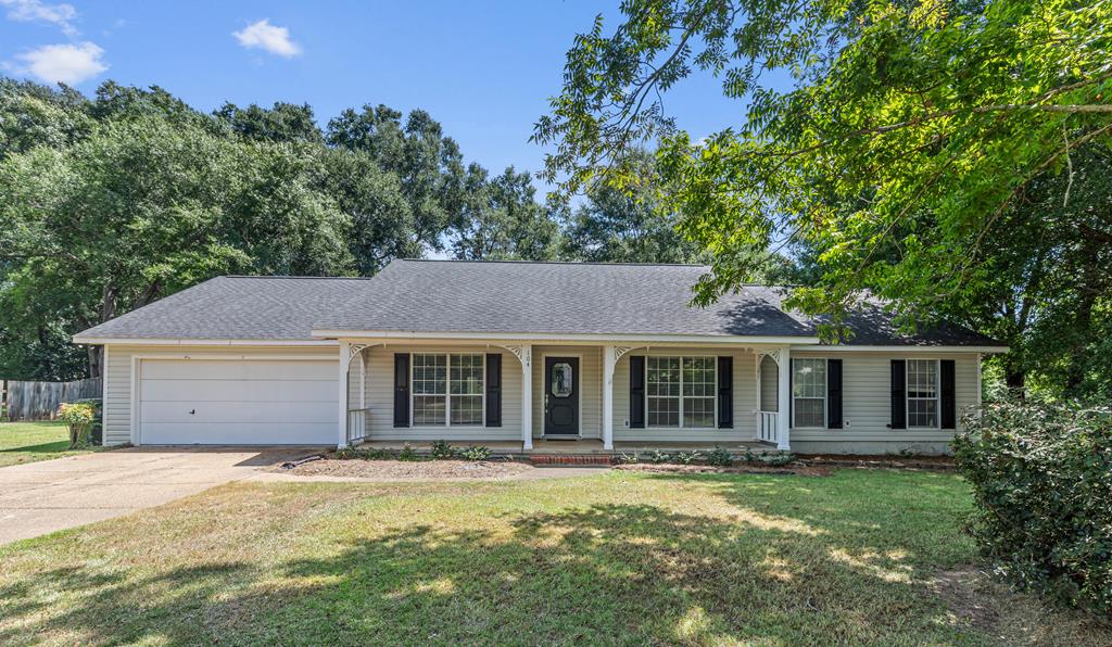 104 Prentice Court Dothan, AL 36305 - Photo 1 of 39 Main View