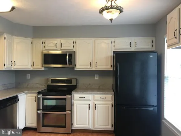 $2,100 | 1 Tantallon Court, Newark, DE 19711