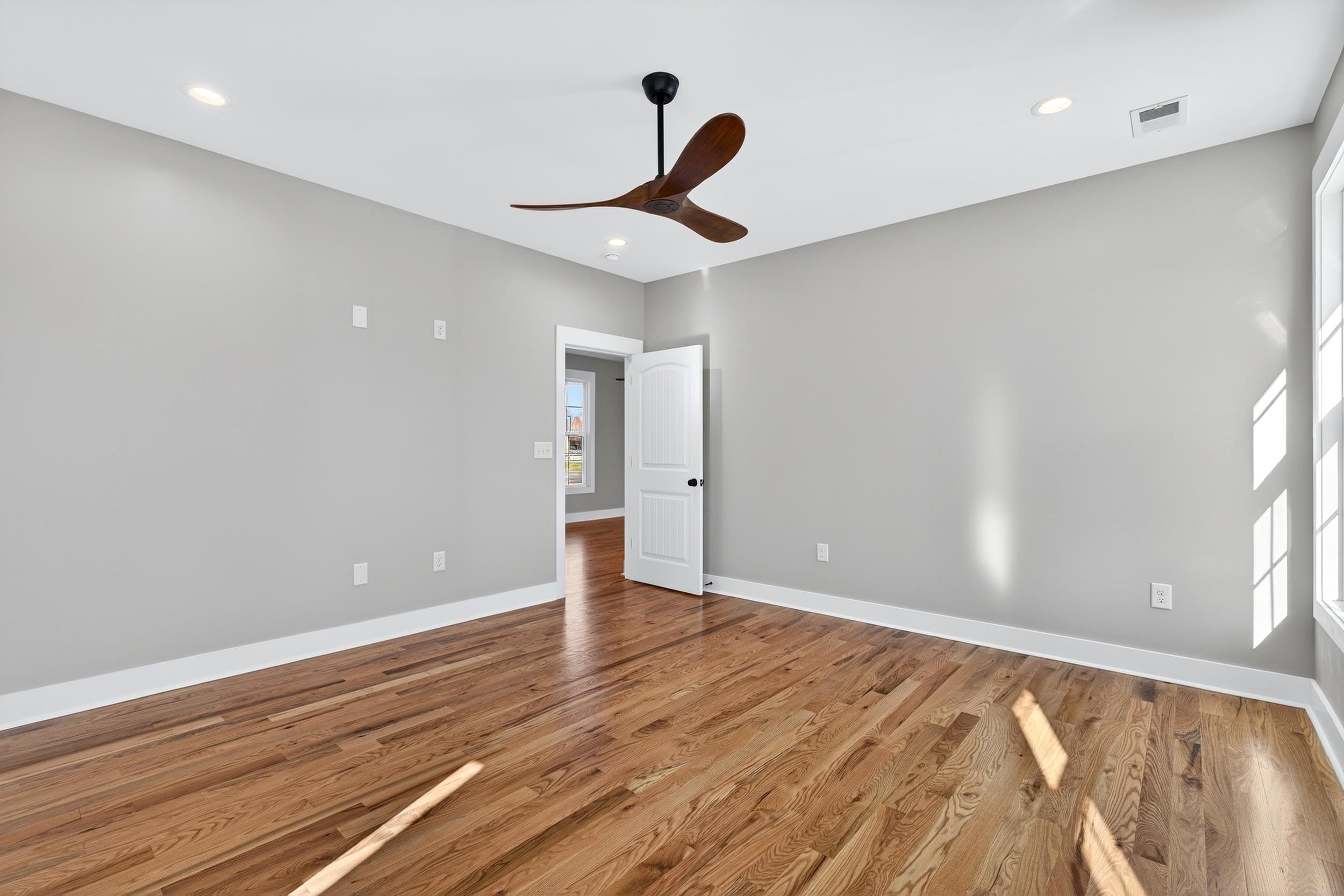 224 Boyce Street Landrum, SC 29356 - Photo 17 of 39