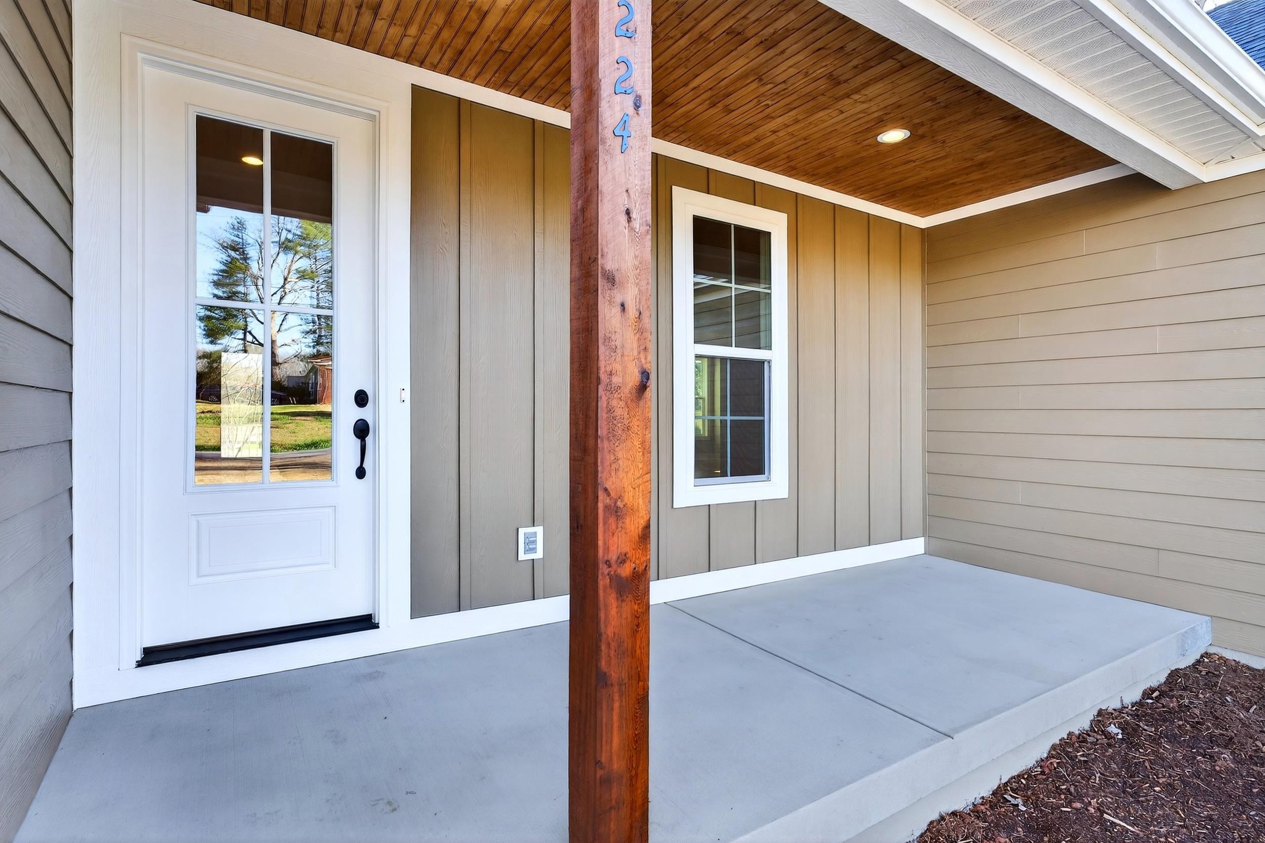 224 Boyce Street Landrum, SC 29356 - Photo 5 of 39