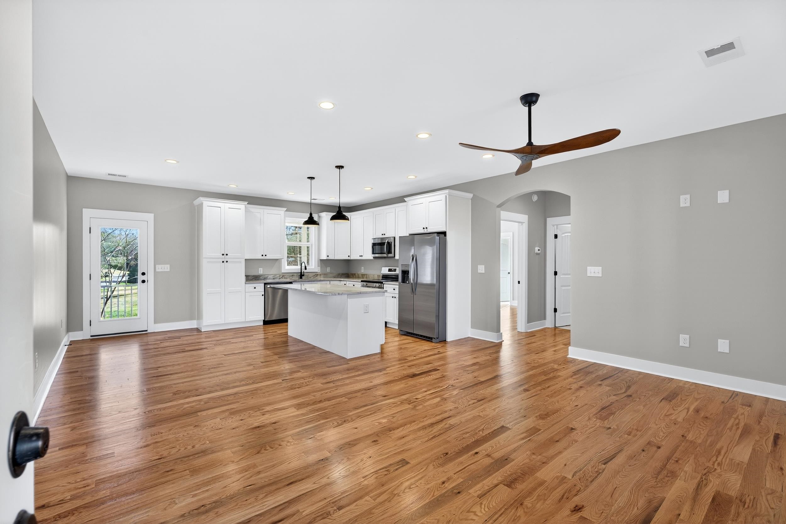 224 Boyce Street Landrum, SC 29356 - Photo 6 of 39