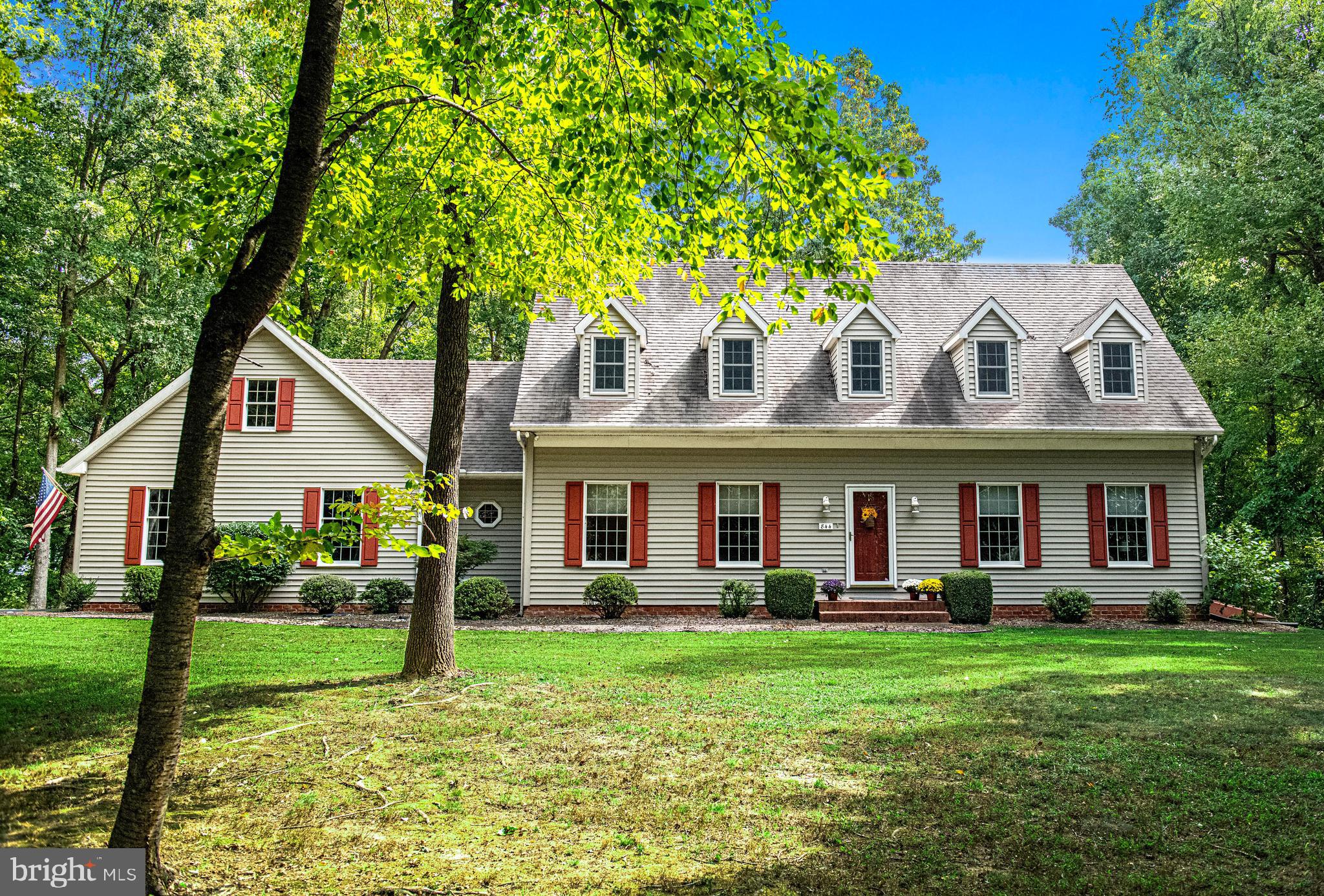 Offering beauty and privacy
