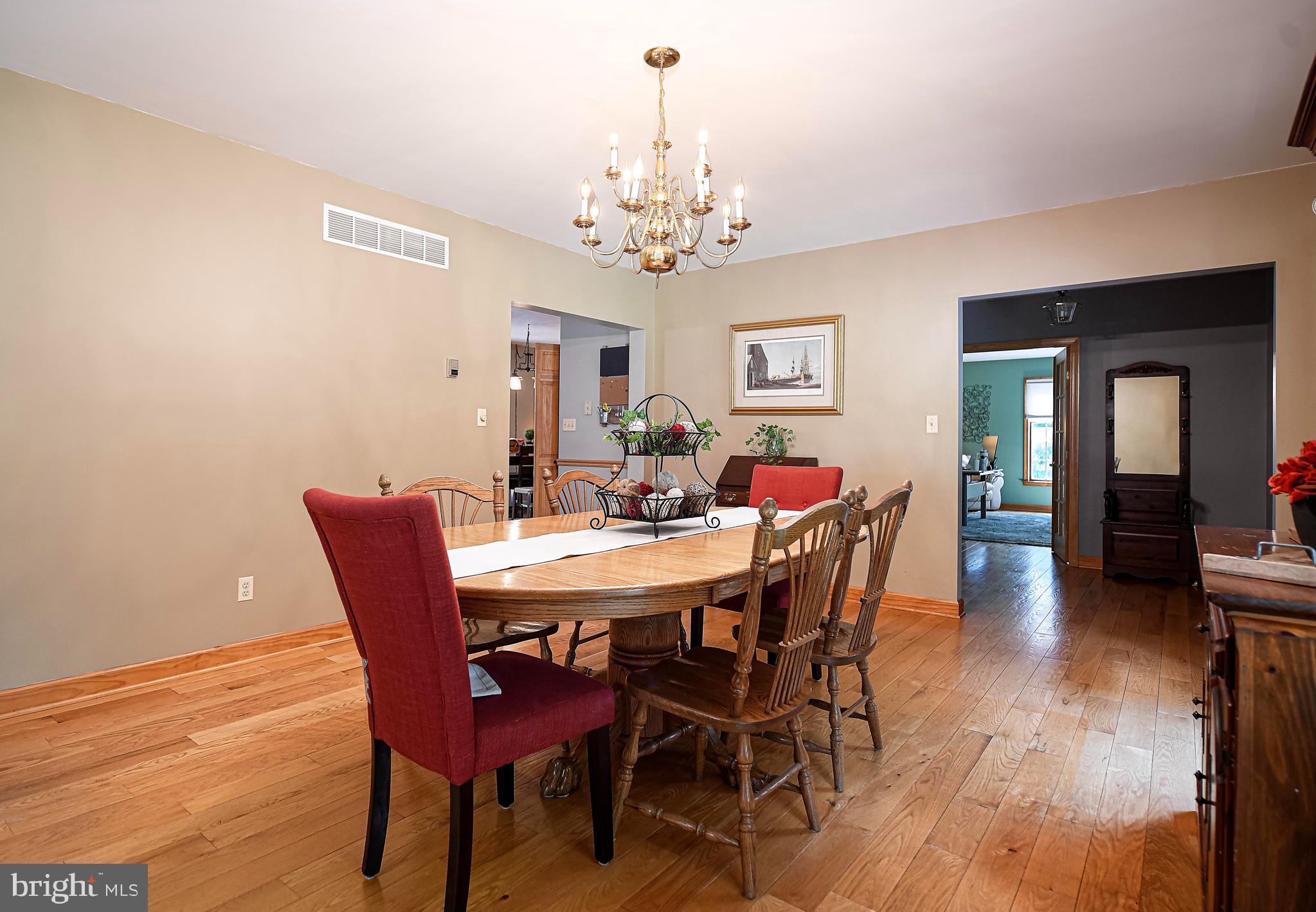844 Stansbury Road Pylesville, MD 21132 - Photo 9 of 51 Dining room views