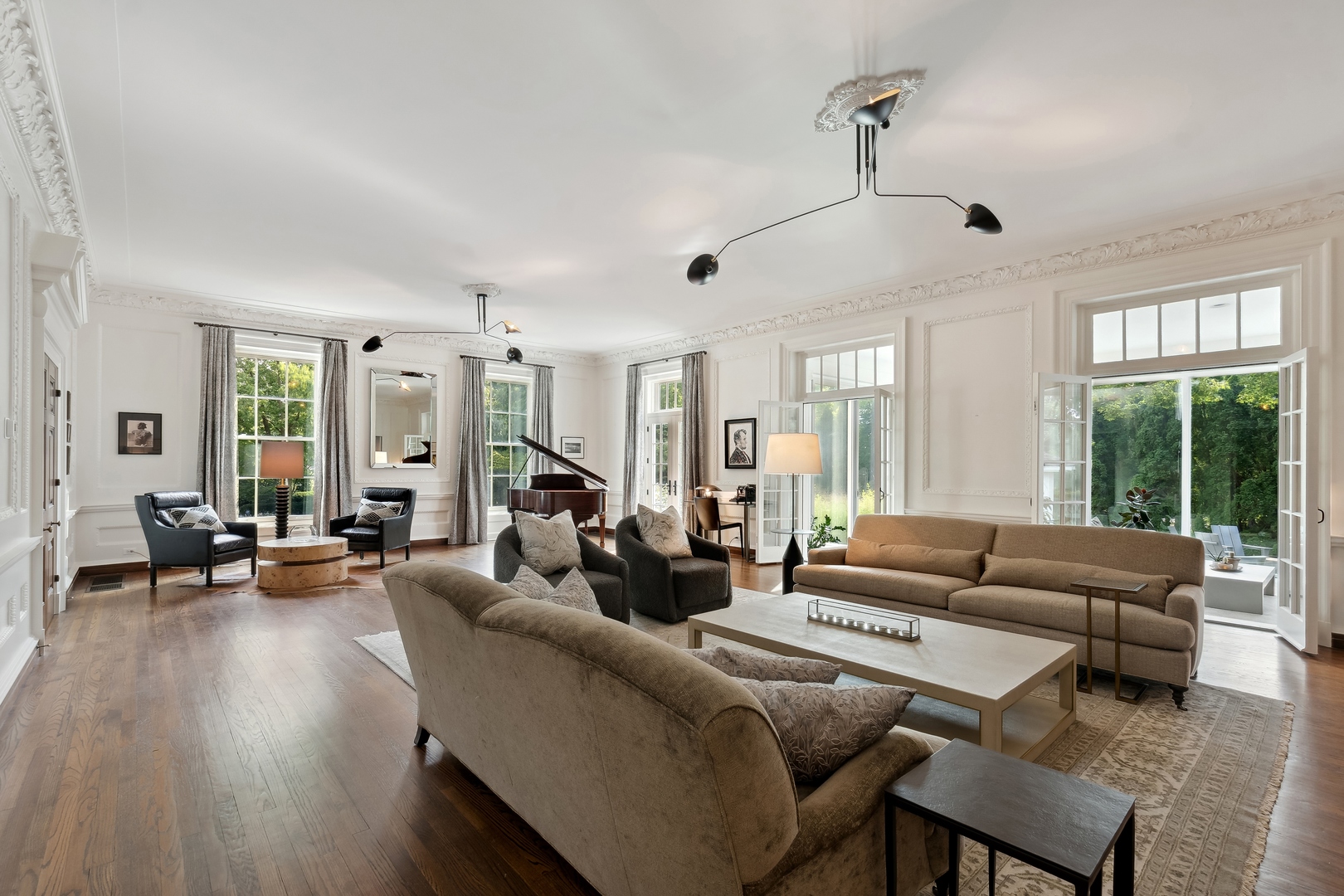 100 Pembroke Drive Lake Forest, IL 60045 - Photo 12 of 56 a living room with furniture and a large window