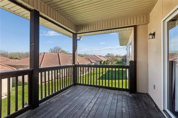 $450,000 | 1520 Southwest Antiquity Drive, Lee's Summit, MO 64081