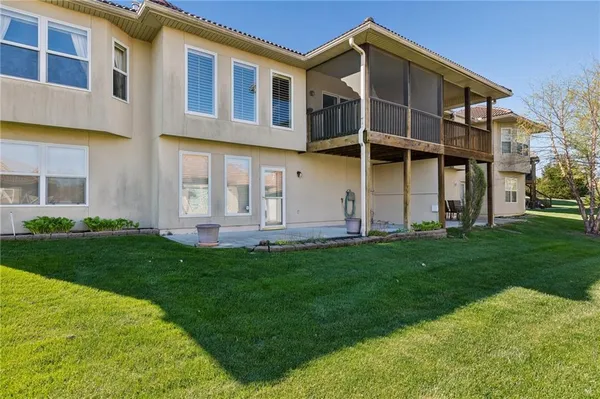 $450,000 | 1520 Southwest Antiquity Drive, Lee's Summit, MO 64081