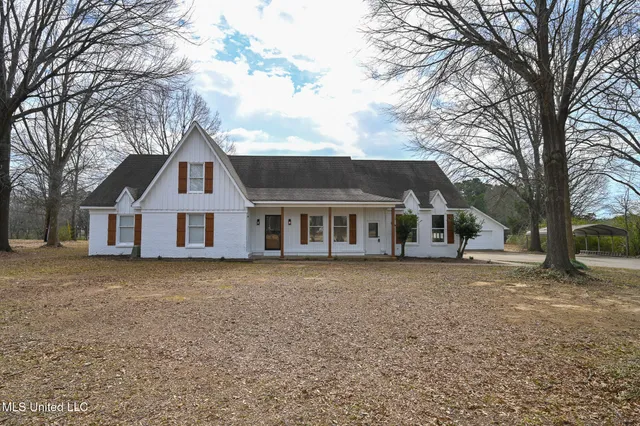 $619,900 | 4707 Douglas Drive, Olive Branch, MS 38654
