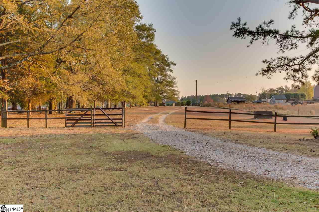 146 Morton Road Simpsonville, SC 29681 - Photo 34 of 36 Gallery Image 34