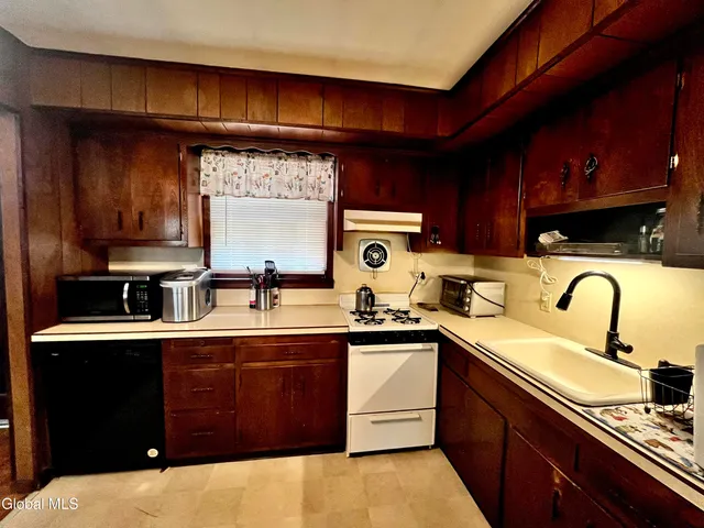 $259,900 | 1064 Titus Lake Road, Harpersfield, NY 12093