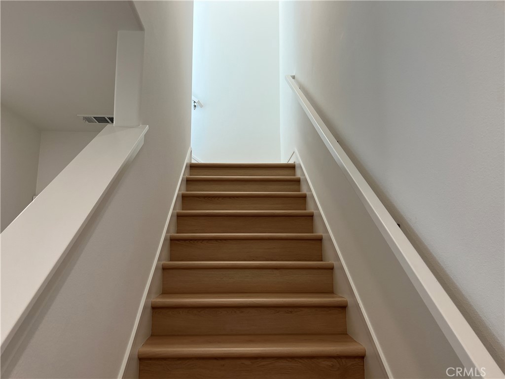 468 Palermo Lake Forest, CA 92630 - Photo 7 of 22